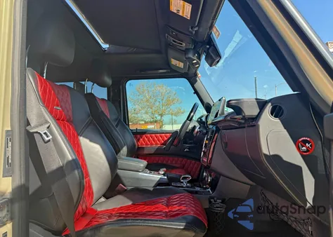 2015 Mercedes-Benz G 63 Amg z USA, uszkodzony, nr VIN WDCYC7DF9FX234021